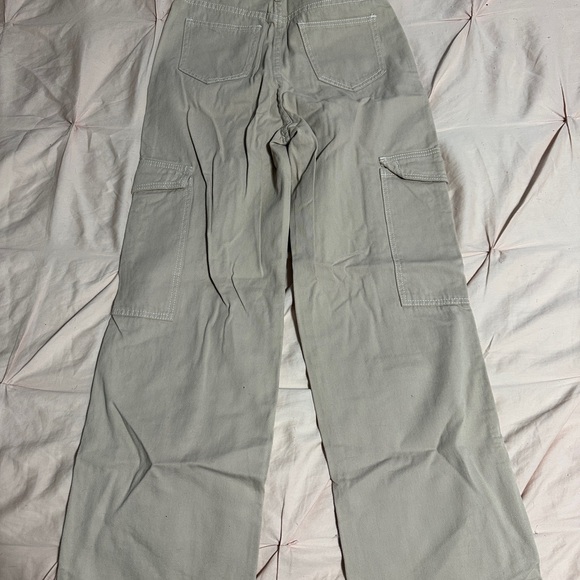 Women's Cargo Pants in Khaki - Classic Utility Style - Picture 4 of 7